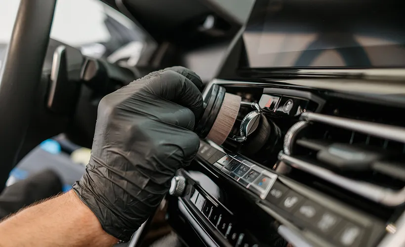 Detailné čistenie interiéru BMW 2 - Wrapstyle Trenčín