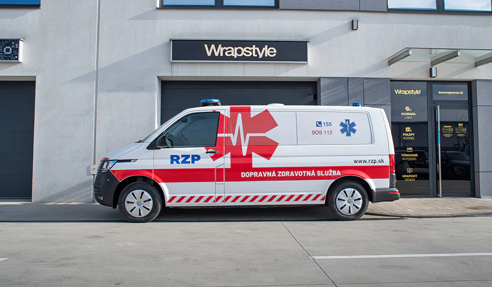 Nálepky s grafickým dizajnom na auto - Wrapstyle Trenčín
